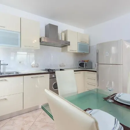 Tatil Evi Lucas By Interhome Novigrad Istria