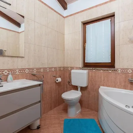 Lucas By Interhome * Novigrad Istria