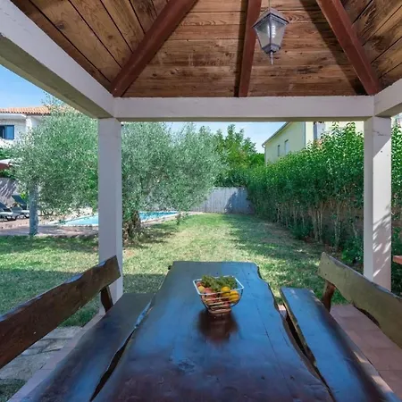 Lucas By Interhome Nyaraló Novigrad Istria